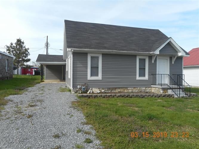 Primary Photo - 905 Kraft Ave S