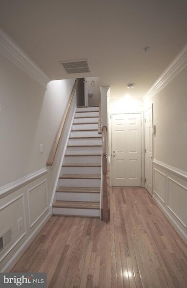 Photo - 1609 Leeds Castle Dr Townhome