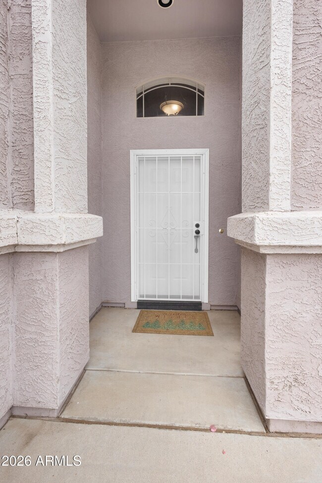 Building Photo - 15623 W Ocotillo Ln