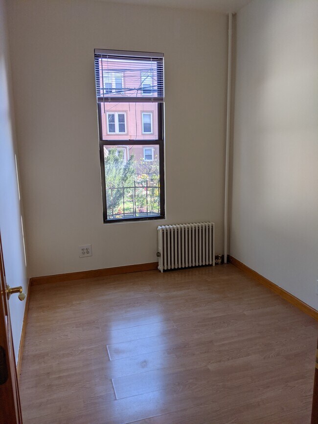 Building Photo - 3135 43rd St