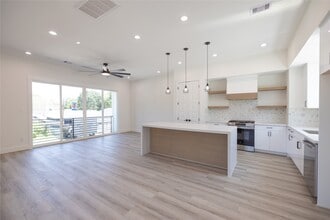 Building Photo - 4102 Alice St