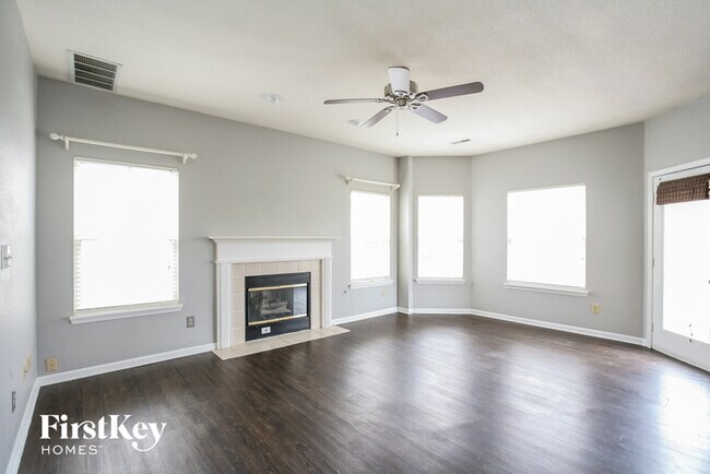 Foto del edificio - 5335 Kidwell Cir