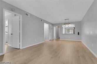 Building Photo - 9861 Alabama St