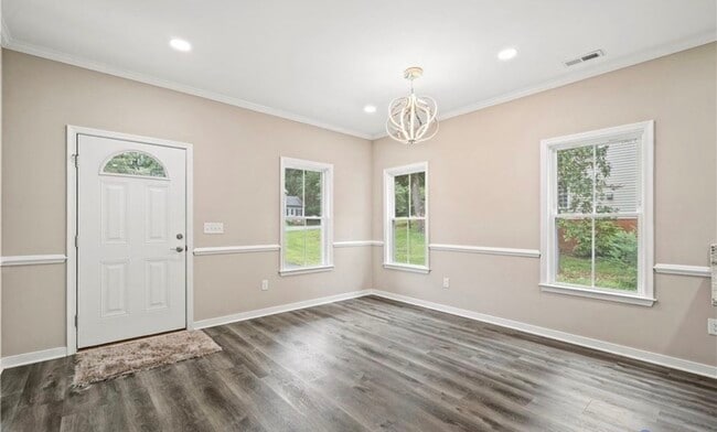 Building Photo - 11816 Shady Ln