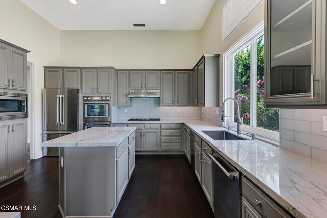 Building Photo - 406 Granite Hills St