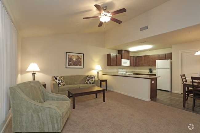 Foto principal - 102 N Fowler Ave