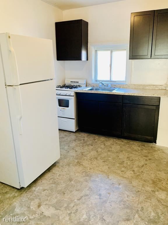 Building Photo - 1 br, 1 bath Apartment - 4120 Mary Ave