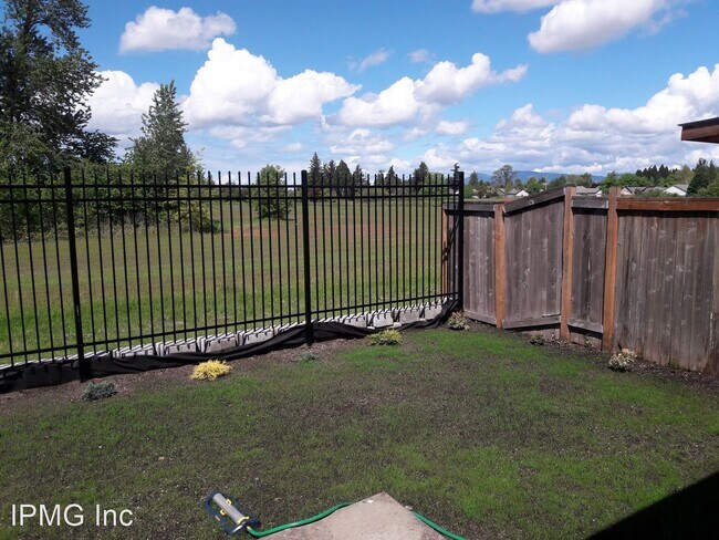 Building Photo - 3 br, 2 bath House - 5559 Mehr Avenue