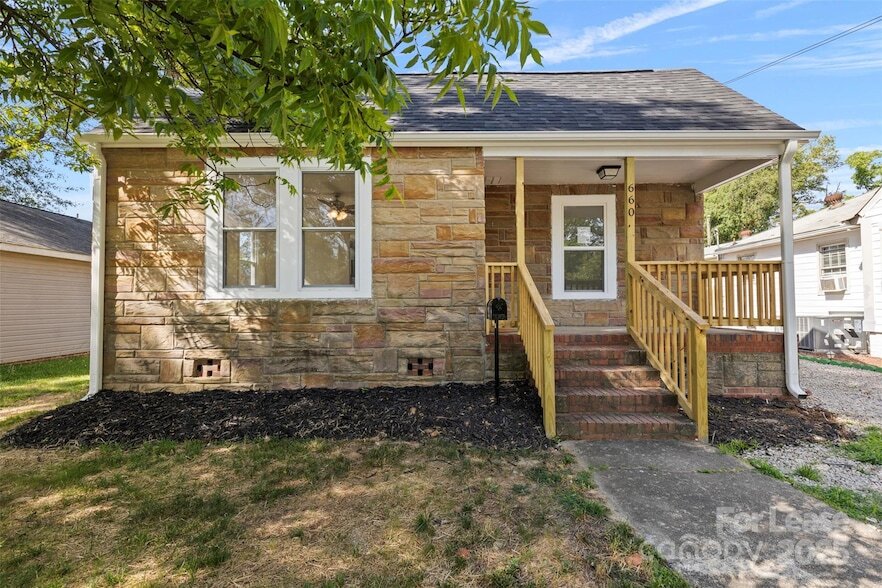 Foto principal - 660 Chestnut St