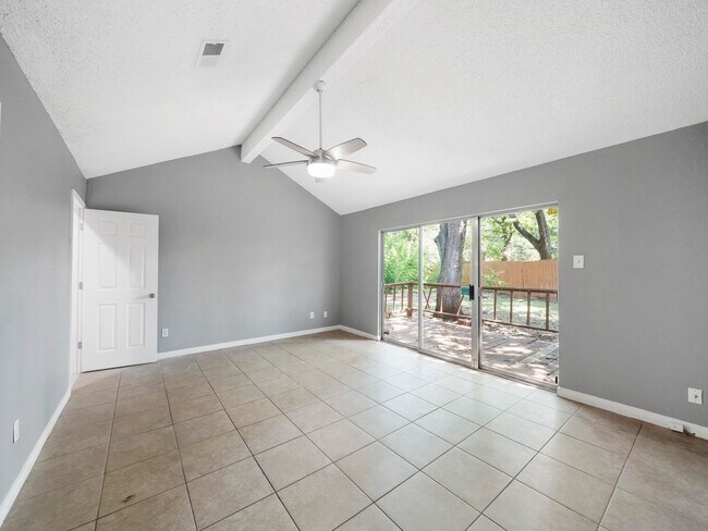 Building Photo - 3207 S Greenpark Dr