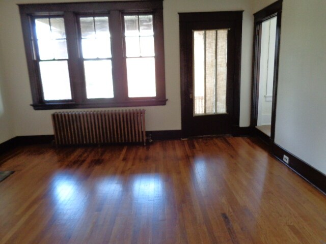 Building Photo - 265 Gross St