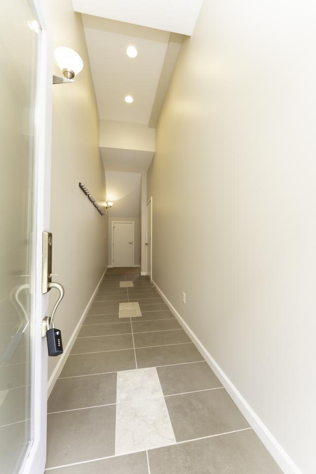 Building Photo - 2 bedroom in Seattle WA 98103