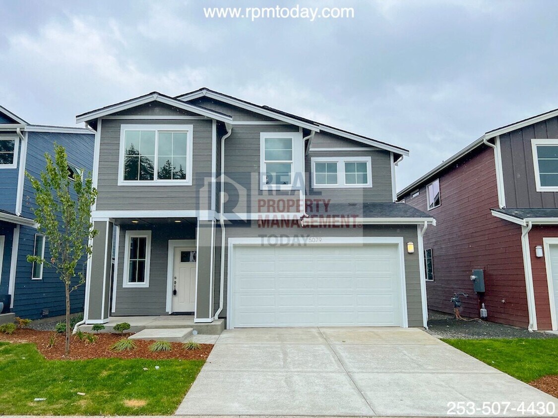 Primary Photo - 5 Bedroom House in Bremerton! New Build!