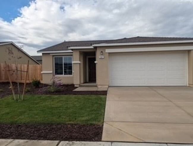 Brand New Home for Rent - Brand New Home for Rent