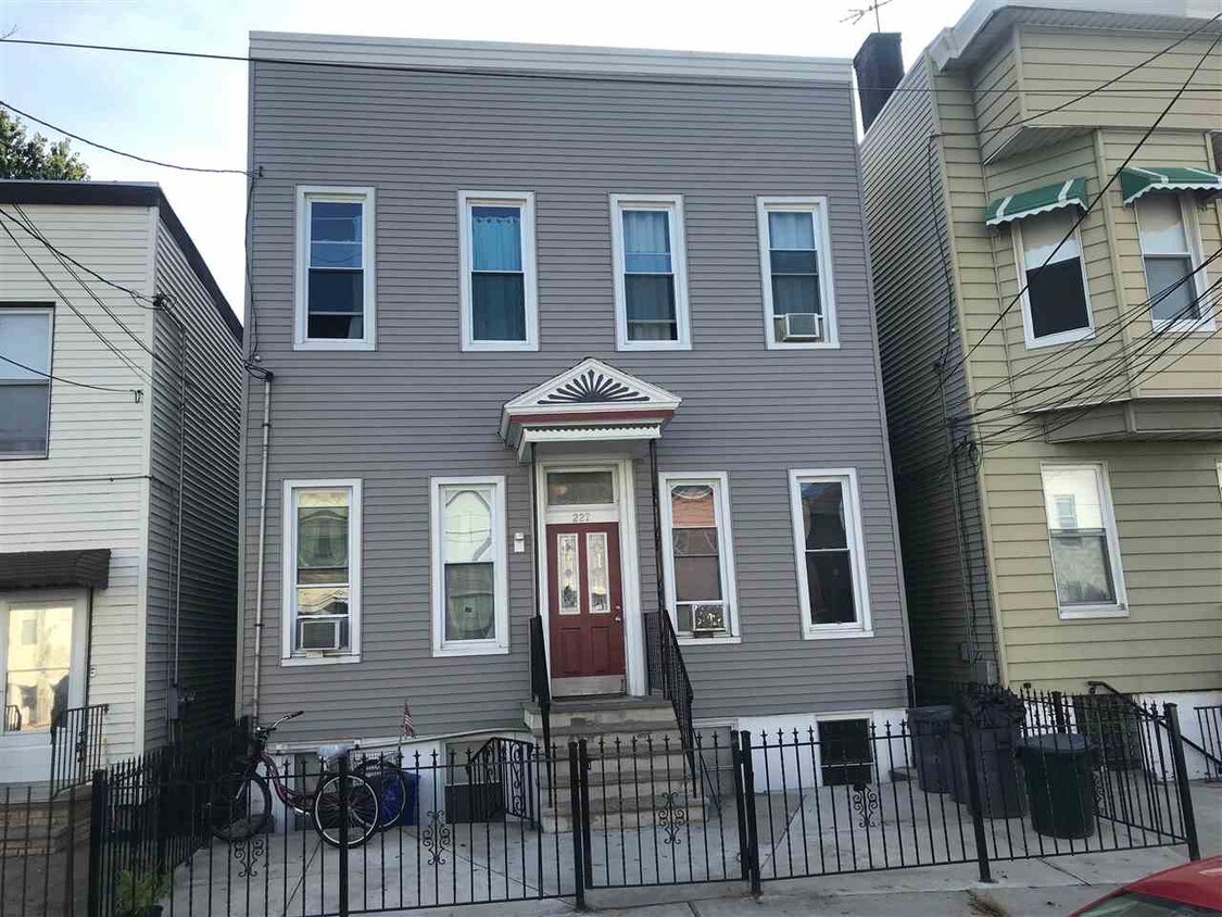 227 Bowers St Unit 1L, Jersey City, NJ 07307 Apartment for Rent in
