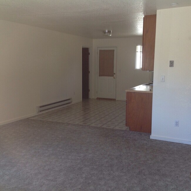 Foto del edificio - 1728 - Arthur Street Duplex
