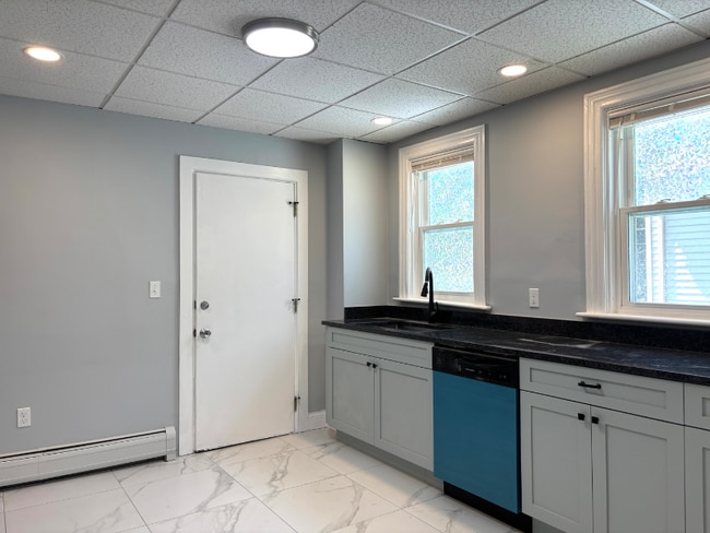 Photo - 126 Division St Apartment