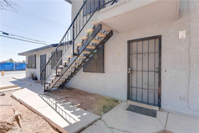 Foto del edificio - 312 E Tonopah Ave