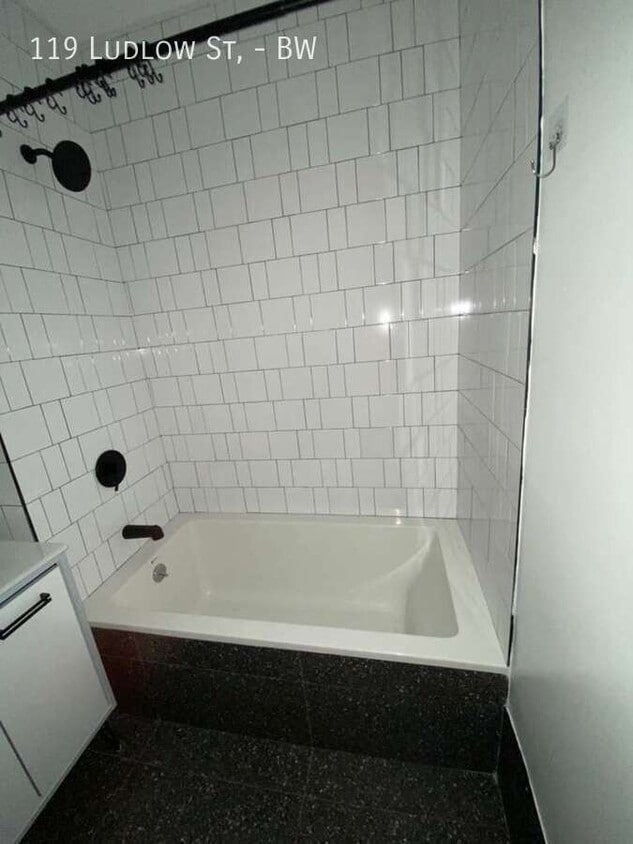 Foto del edificio - 119 Ludlow St