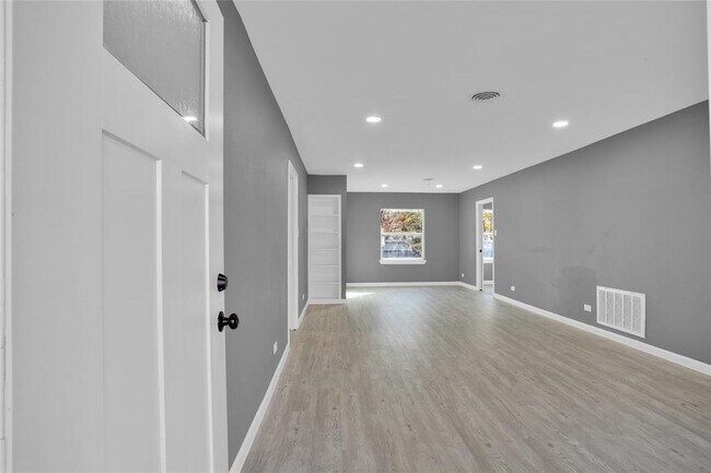 Foto del edificio - 913 19th Ave N