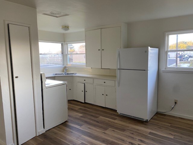 Foto del edificio - 2590 Rita Ave