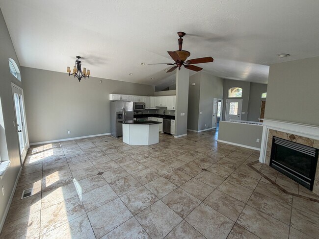 Foto del edificio - 11246 Glen Croft Ln