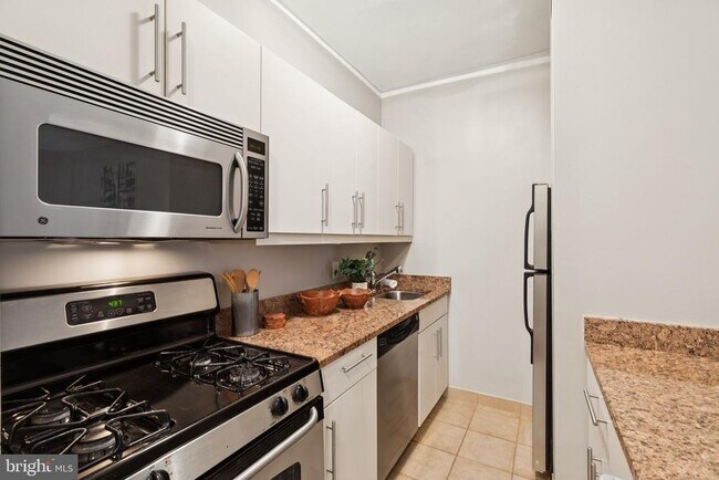 Foto del edificio - 219 S 18th St