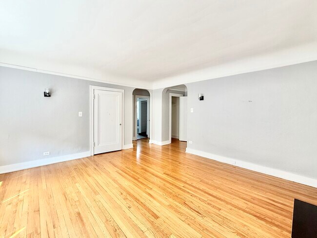 Foto del edificio - 2801 W Lunt Ave