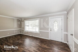 Building Photo - 2315 Briargrove Dr