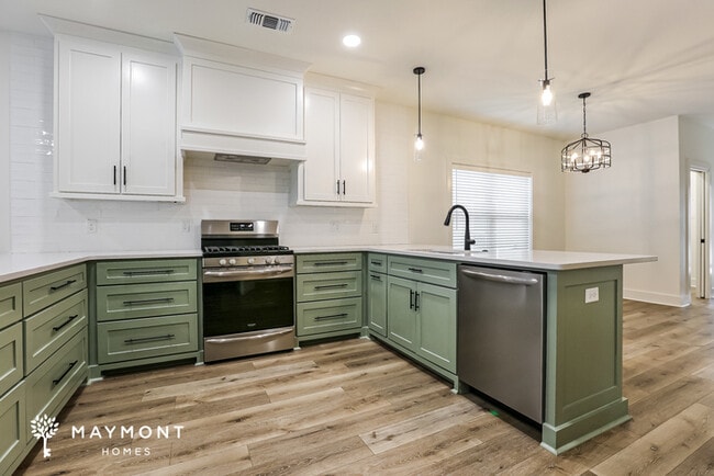 Foto del edificio - 16305 Taylor Loop Rd