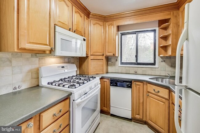 Photo - 7611 Maple Avenue Unit 202 Apartment