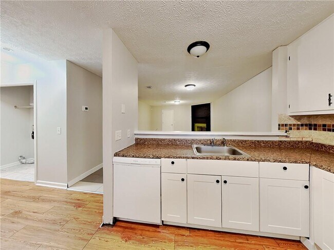 Foto del edificio - 1289 Knoll Ct NW