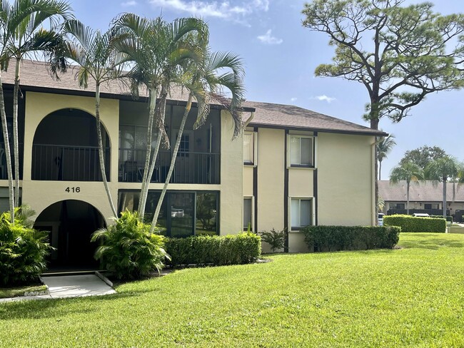 Foto del edificio - 416 Pine Glen Ln