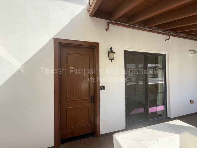 Foto del edificio - 130 N Garden St