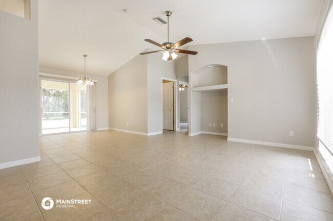 Foto del edificio - 2271 S Chamberlain Blvd