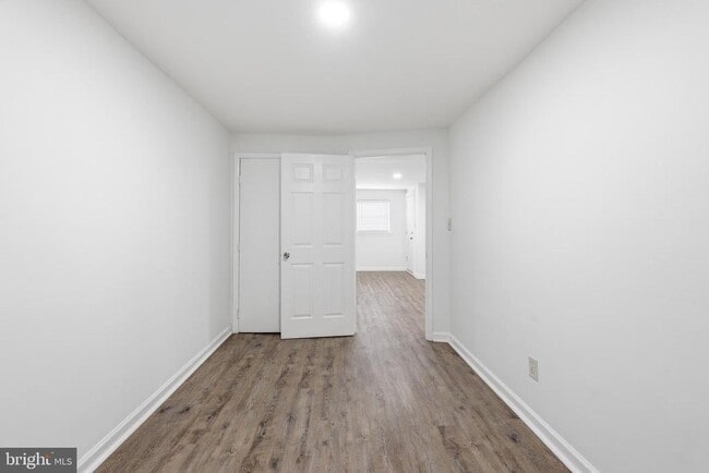 Foto del edificio - 3816 W Bay Ave