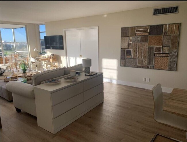 Foto del edificio - 3520 Oaks Way