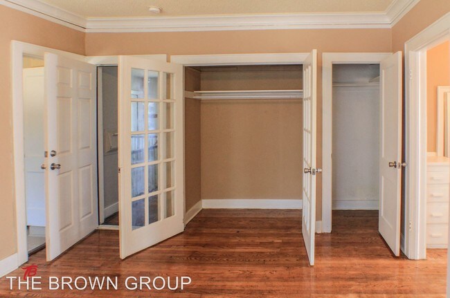 Building Photo - 723 Culbertson Dr