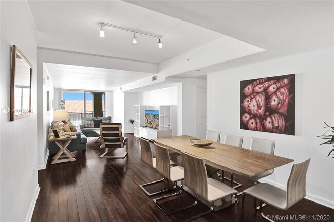 Foto del edificio - 7350 SW 89th St