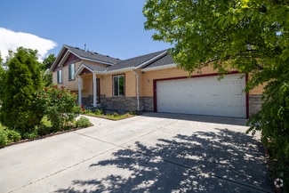 Building Photo - 496 E 3400 S
