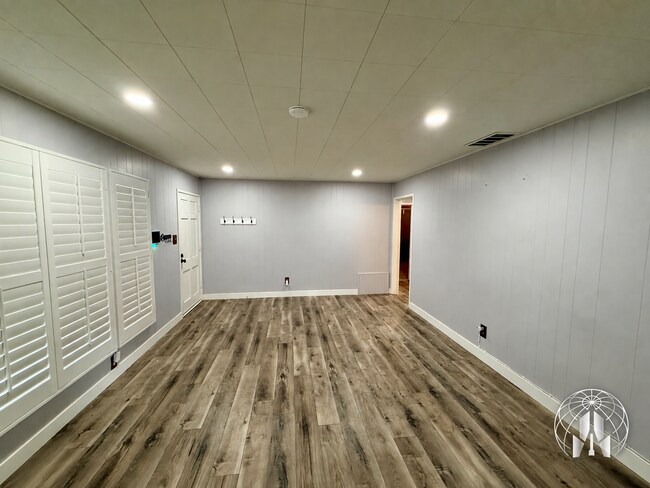 Foto del edificio - 621 Skyline Ave