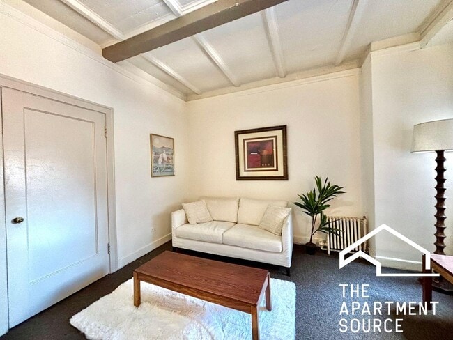 Photo - 1220 North State Parkway #F Apartment