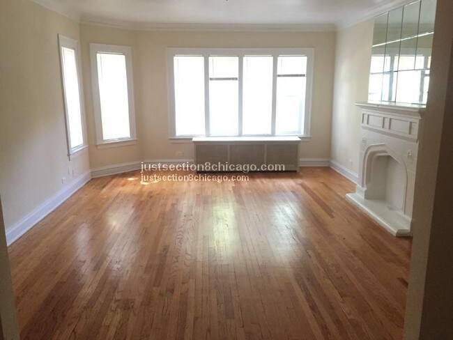 Foto del edificio - 8035 S Phillips Ave