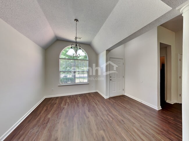 Building Photo - 4453 Graham Lake Dr