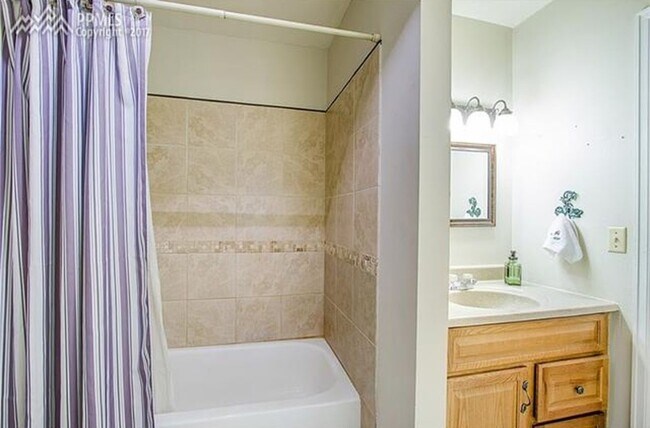 Foto del edificio - 5517 Mansfield Ct