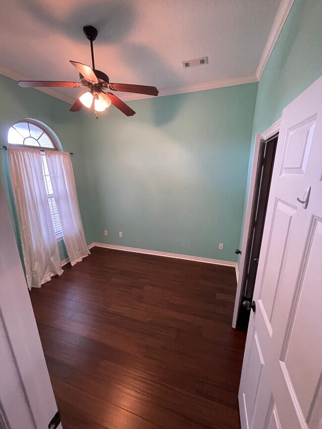 Building Photo - 4512 W Silvermist Pl