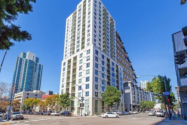 Foto del edificio - 1240 India St