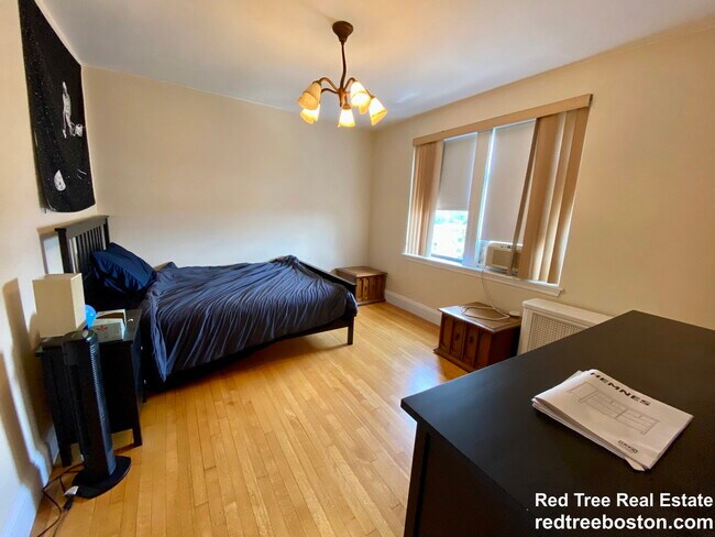 Foto del edificio - 137 Englewood Ave