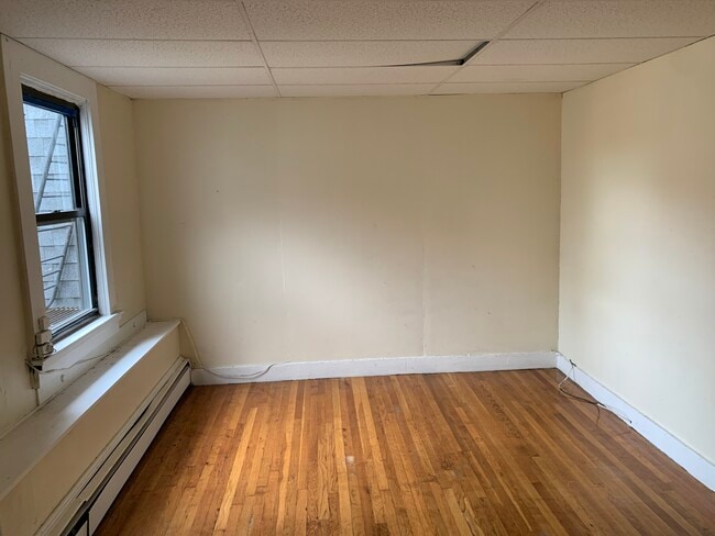 Building Photo - 180 Harvard St