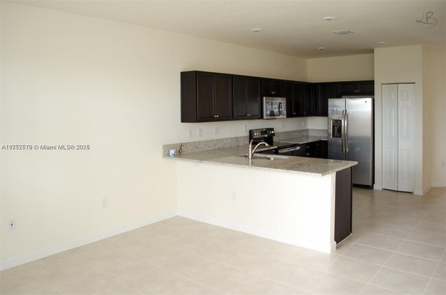 Foto del edificio - 11508 SW 254th St